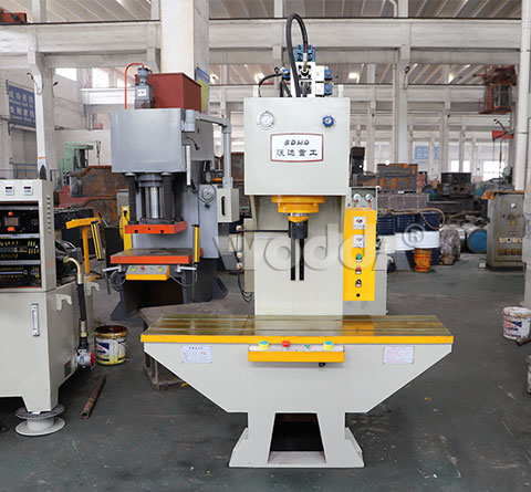 40T單臂(bì)液壓機(ji)