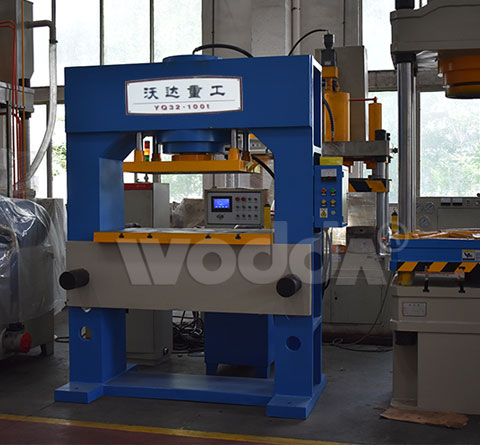 200T框架式液壓(yā)機