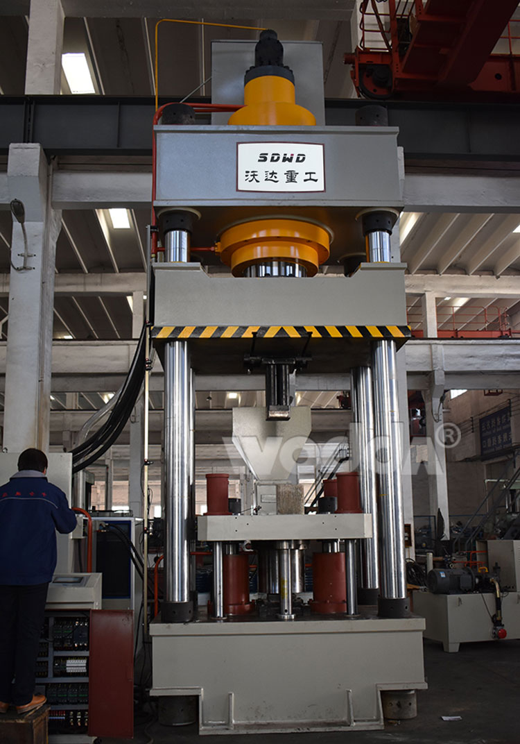 800噸飼料磚(zhuan)塊機