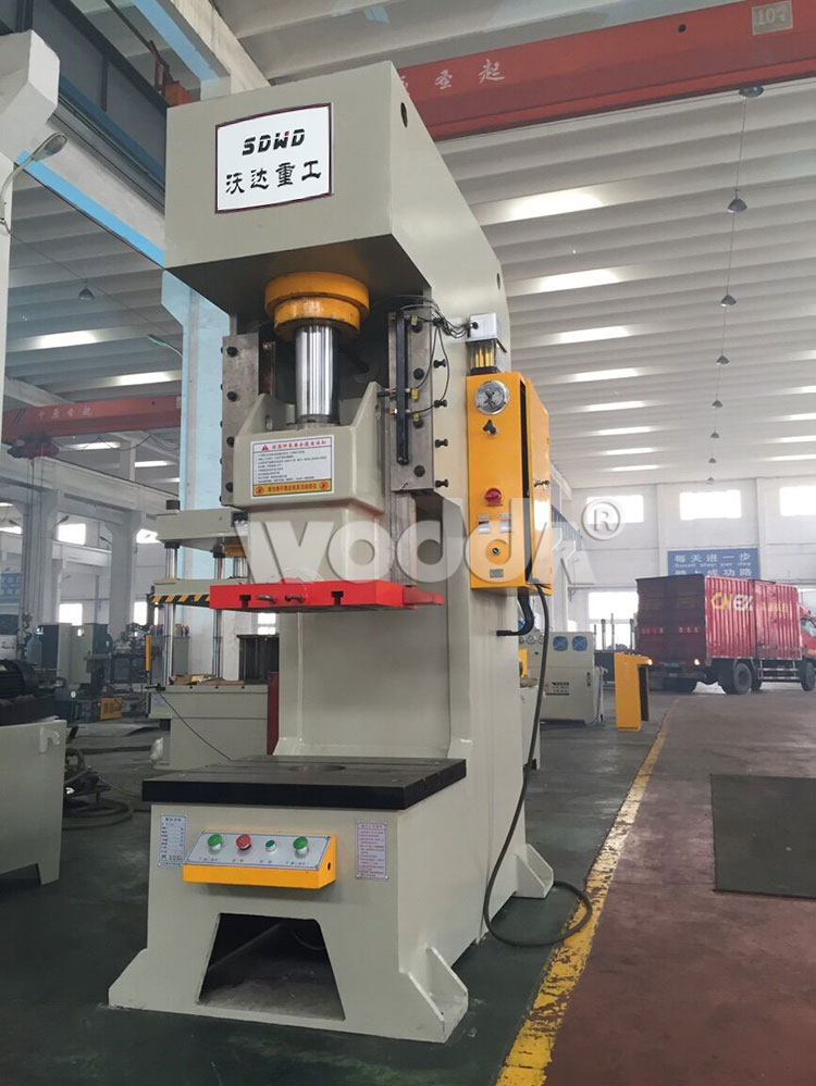 滑(huá)塊導軌沖床(chuang)