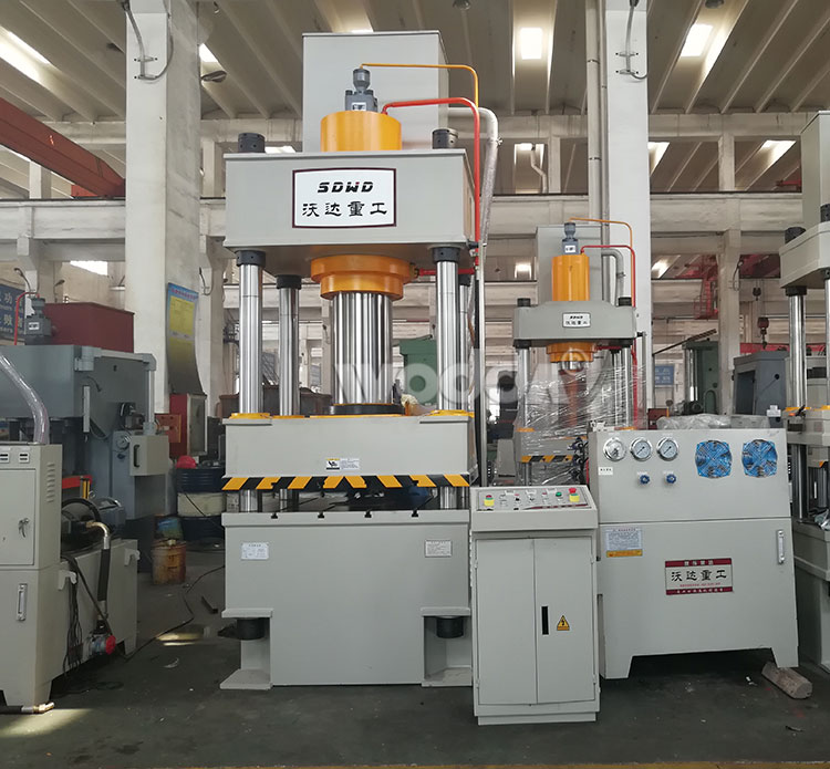 四柱(zhu)液壓機參數