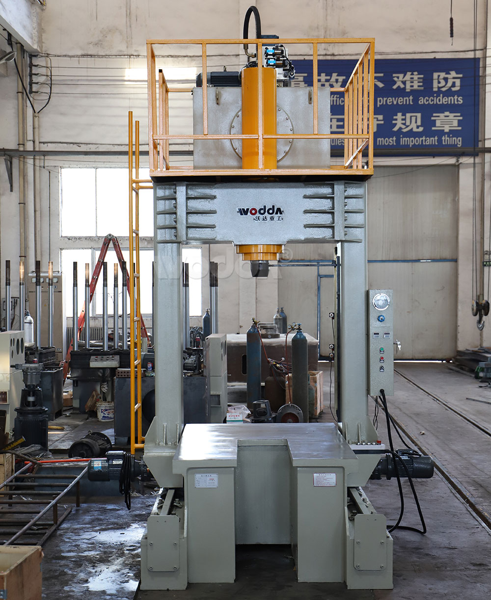 100T龍門(mén)液壓機