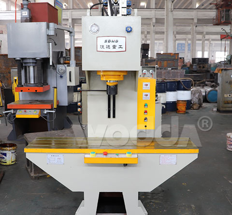 單柱(zhu)校直壓裝液壓(yā)機