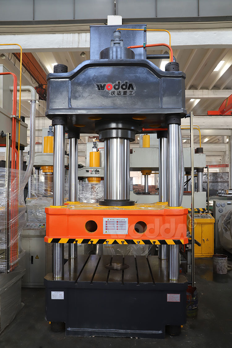 63t小型四(sì)柱液壓(ya)機底座(zuò)