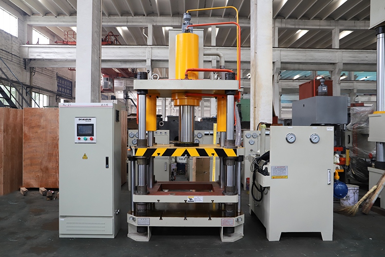 電磁爐隔(ge)熱圈液壓(yā)機