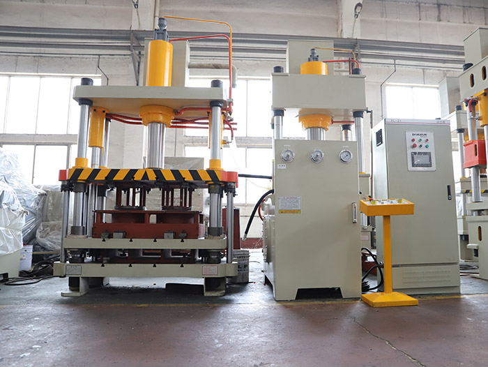 四柱三梁液壓機(ji)技術參數