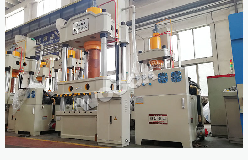 複合井(jing)蓋液壓(ya)機