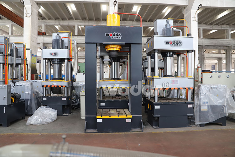 龍(lóng)門液壓機