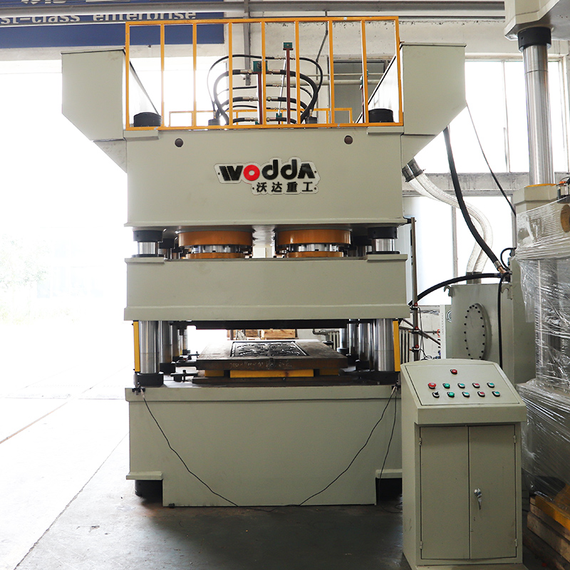 鋼木(mù)門壓花機(ji)