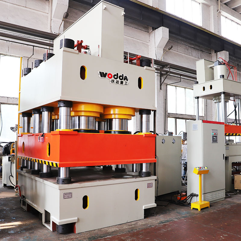 鋼木(mù)門壓花機