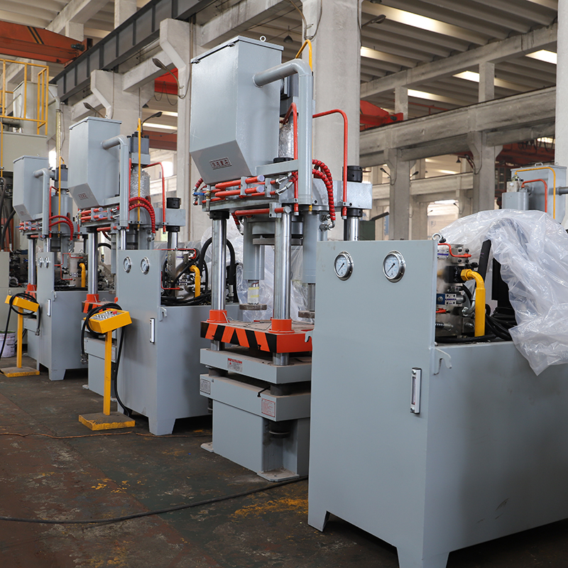 漁網墜(zhui)壓制成型(xíng)液壓機