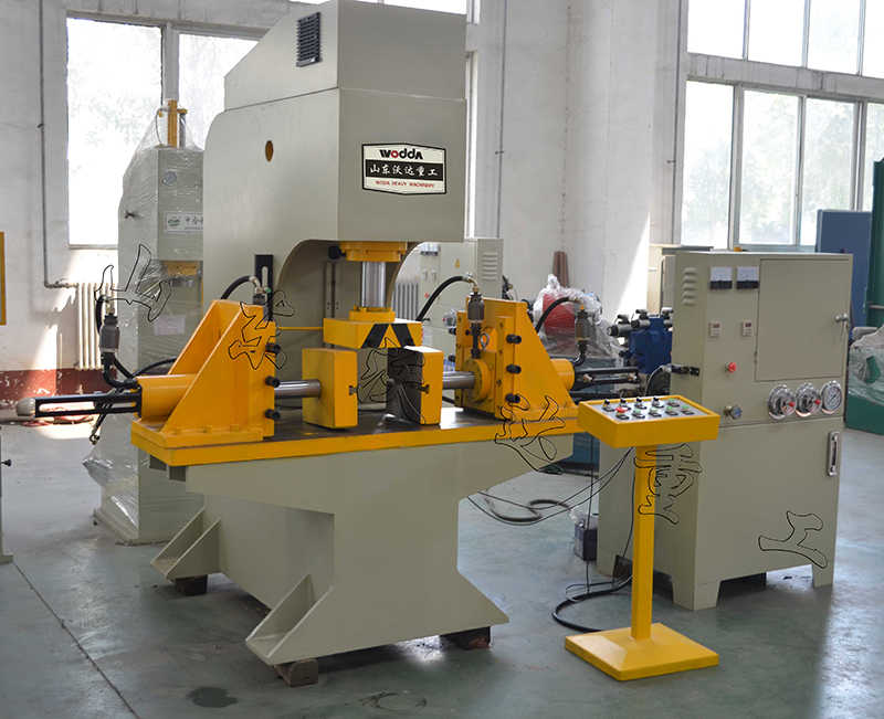 單柱液(ye)壓機 單柱液壓(yā)機