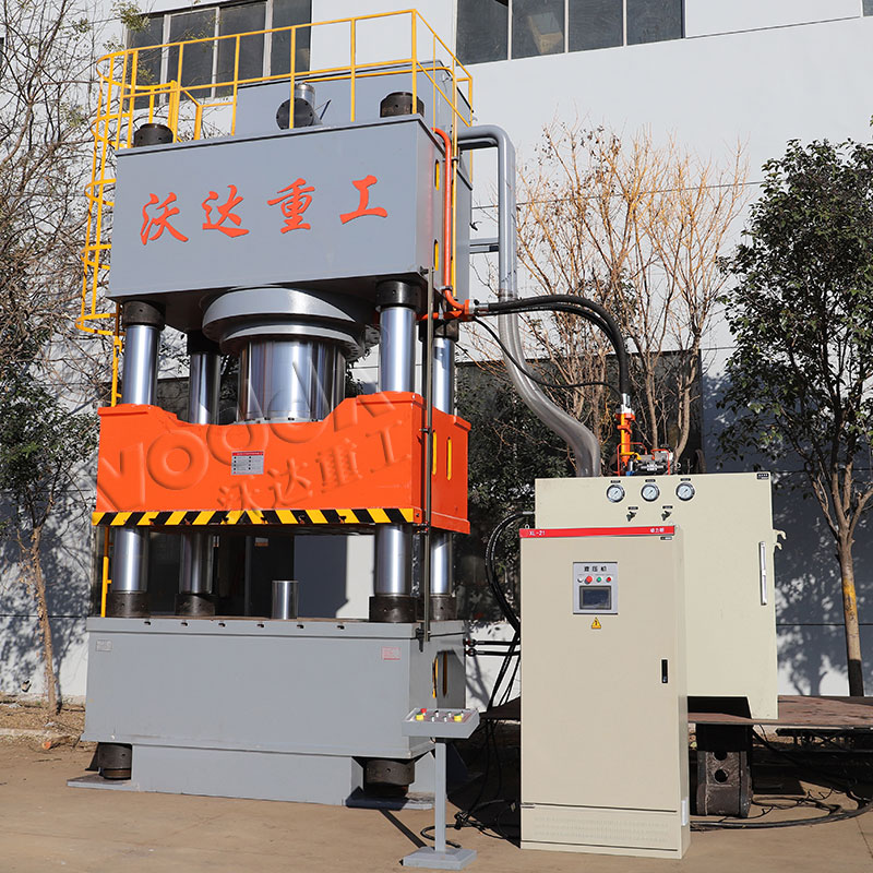 1000噸三(san)梁四柱(zhu)油壓機(ji)多少錢(qian)一台 1000噸(dūn)三梁四(sì)柱油壓(ya)機多少(shǎo)錢一台(tai)