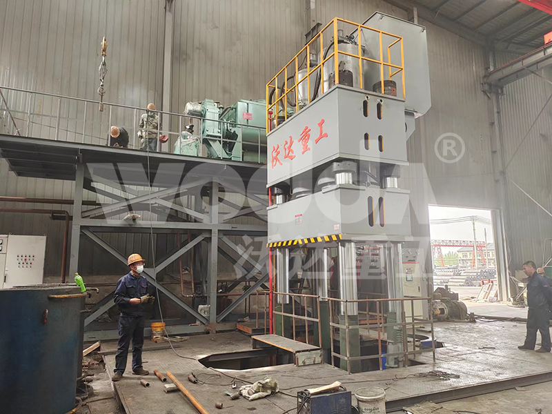 石墨坩埚(guo)液壓機 石墨坩(gān)埚液壓機