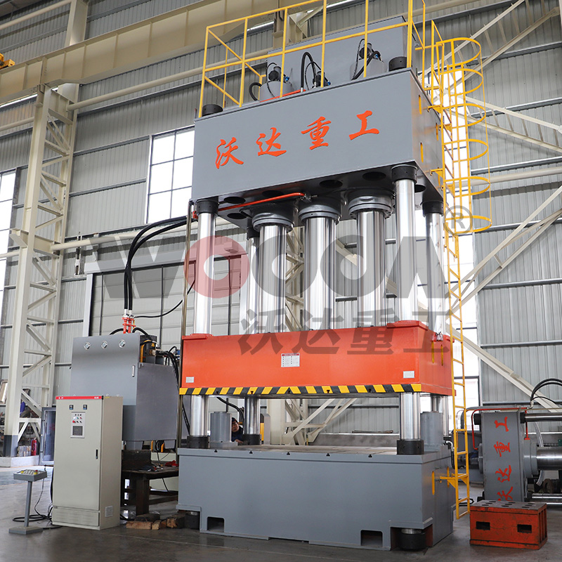 玻(bō)璃鋼汽(qi)車防撞(zhuàng)梁模壓(ya)液壓機(ji) 玻璃鋼(gāng)汽車防(fang)撞梁模(mo)壓液壓(yā)機