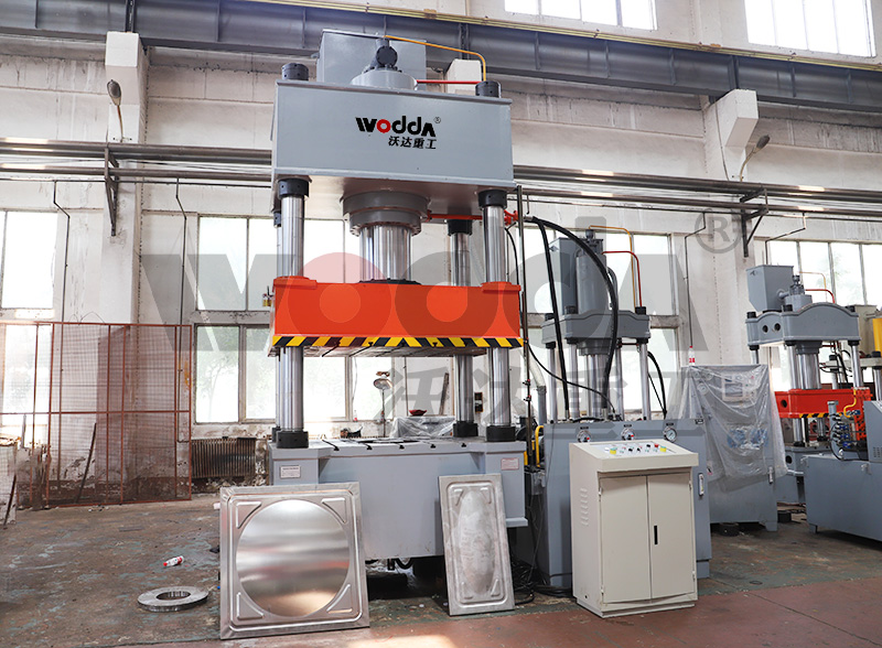 四(sì)柱拉伸液(yè)壓機價格(gé)多少錢 四(sì)柱拉伸液(yè)壓機價格(gé)多少錢