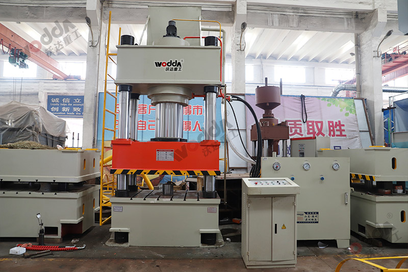 630噸拉(la)伸液壓機(ji) 630噸拉伸液(ye)壓機