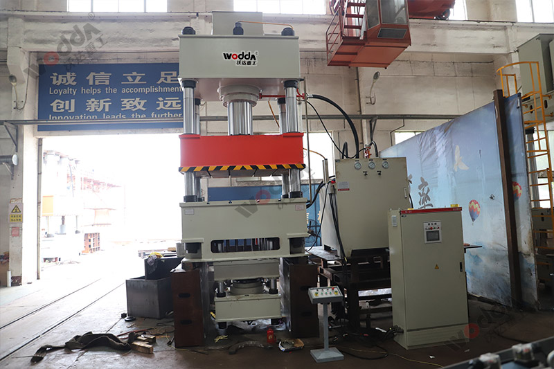 630噸(dūn)拉伸液壓機(jī) 630噸拉伸液壓(yā)機