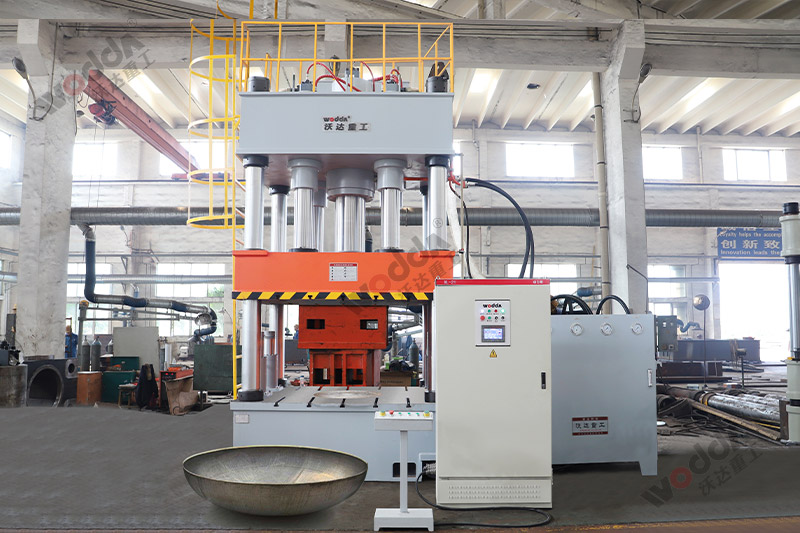 快速封頭液壓(yā)機_1000噸封頭拉伸機(ji) 快速封頭液壓機(ji)_1000噸封頭拉伸機