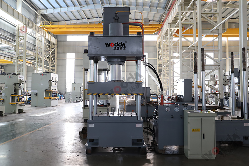 250噸(dūn)拉伸機 250噸拉(la)伸機