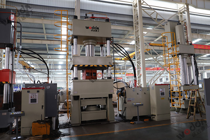 500噸拉伸(shēn)液壓機 500噸拉(lā)伸液壓機