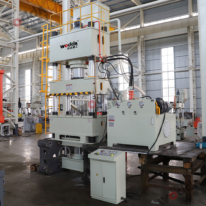 500噸四柱(zhu)液壓機(ji)_多頂杆(gan)拉伸液(yè)壓機 500噸(dun)四柱液(yè)壓機_多(duo)頂杆拉(lā)伸液壓(ya)機