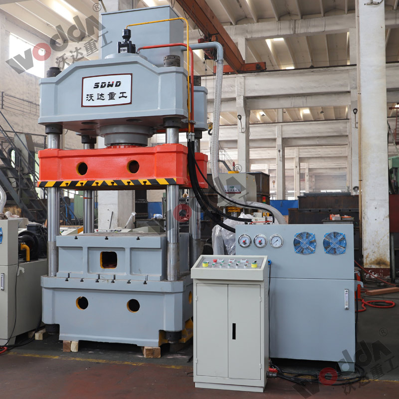 上置(zhi)液壓墊蛋(dàn)糕托盤拉(la)伸液壓機(ji) 上置液壓(yā)墊蛋糕托(tuo)盤拉伸液(yè)壓機