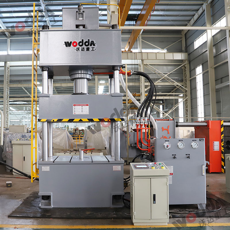 200噸拉伸液壓機 200噸(dūn)拉伸液壓機