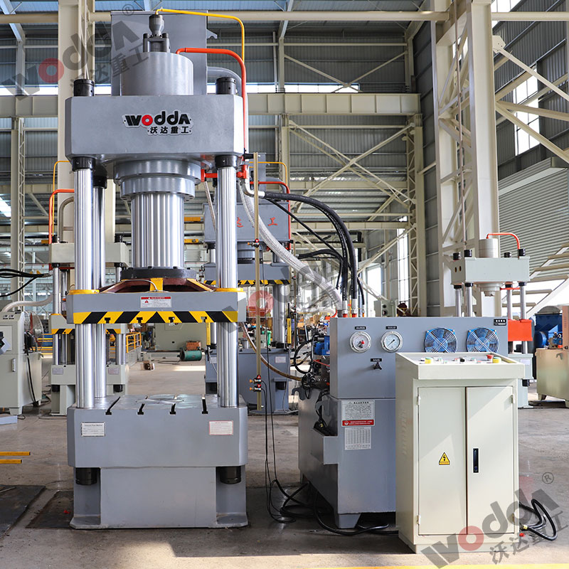 315噸拉(lā)伸液壓機(ji)(帶下頂缸(gang)) 315噸拉伸液(yè)壓機(帶下(xià)頂缸)