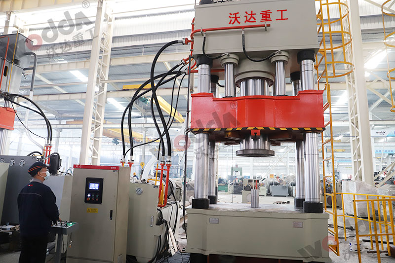 800噸封(feng)頭拉伸液壓(ya)機 800噸封頭拉(la)伸液壓機