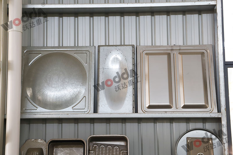 不鏽鋼(gāng)水箱闆成(cheng)品 不鏽鋼(gāng)水箱闆成(chéng)品