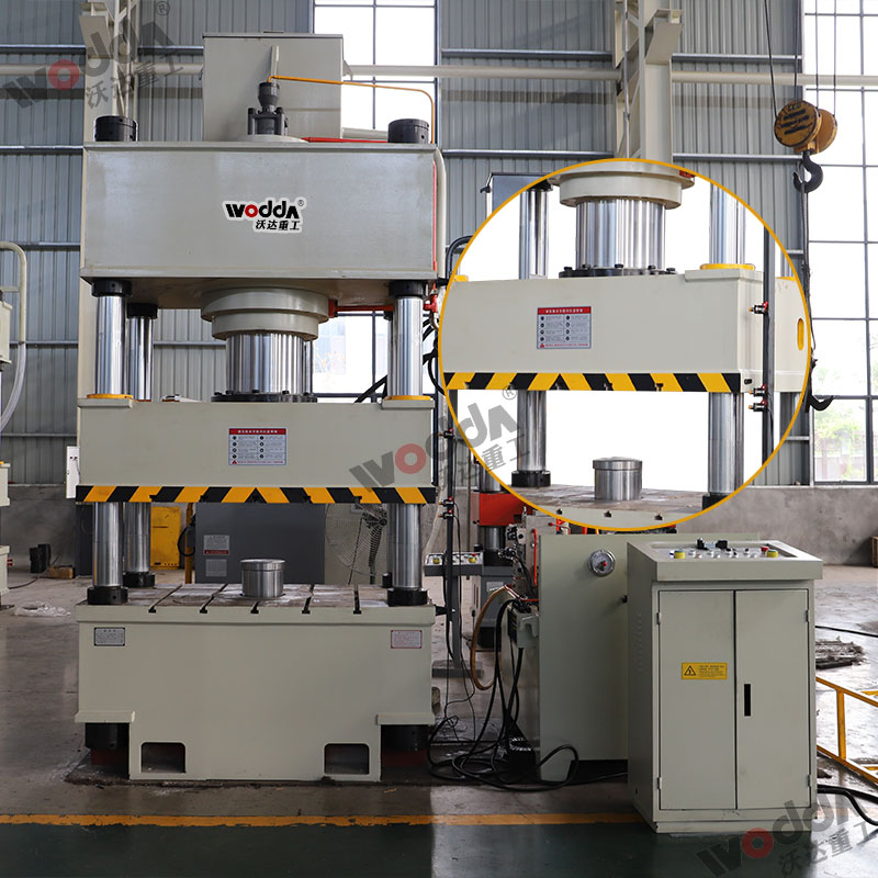 400噸不鏽(xiu)鋼水箱闆(pǎn)拉伸液壓(ya)機 400噸不鏽(xiu)鋼水箱闆(pan)拉伸液壓(ya)機