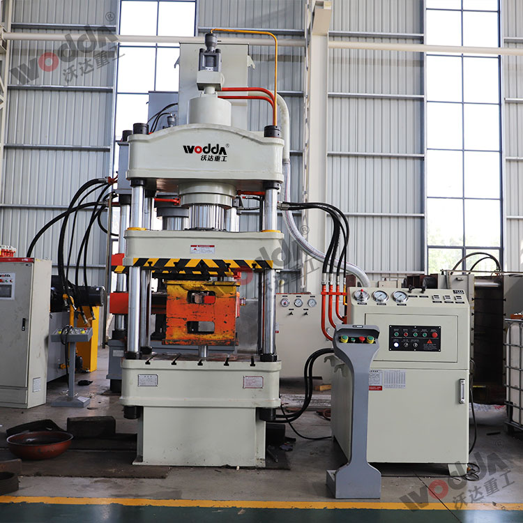 200噸拉(lā)伸液壓(ya)機 200噸拉(la)伸液壓(yā)機