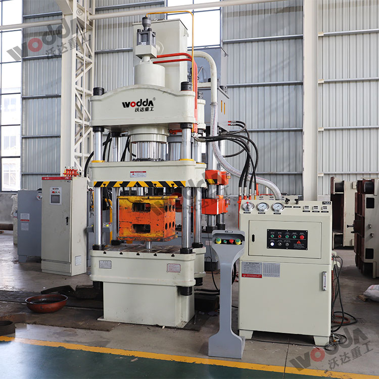 200噸拉(la)伸液壓(yā)機 200噸拉(la)伸液壓(ya)機