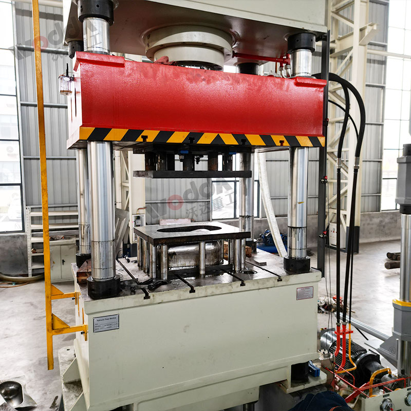 不鏽鋼(gāng)拉伸液壓機細節(jie) 不鏽鋼拉伸液壓(yā)機細節