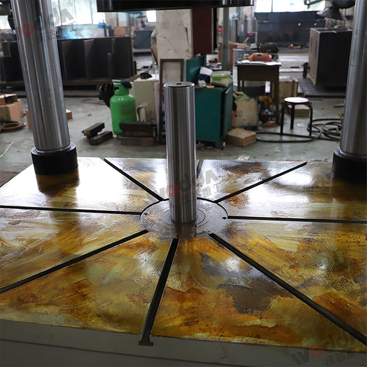 315噸(dun)封頭液壓(yā)機上頂缸(gang) 315噸封頭液(yè)壓機上頂(dǐng)缸