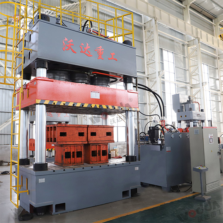 四柱式薄闆拉伸(shēn)液壓機 四柱式薄(báo)闆拉伸液壓機