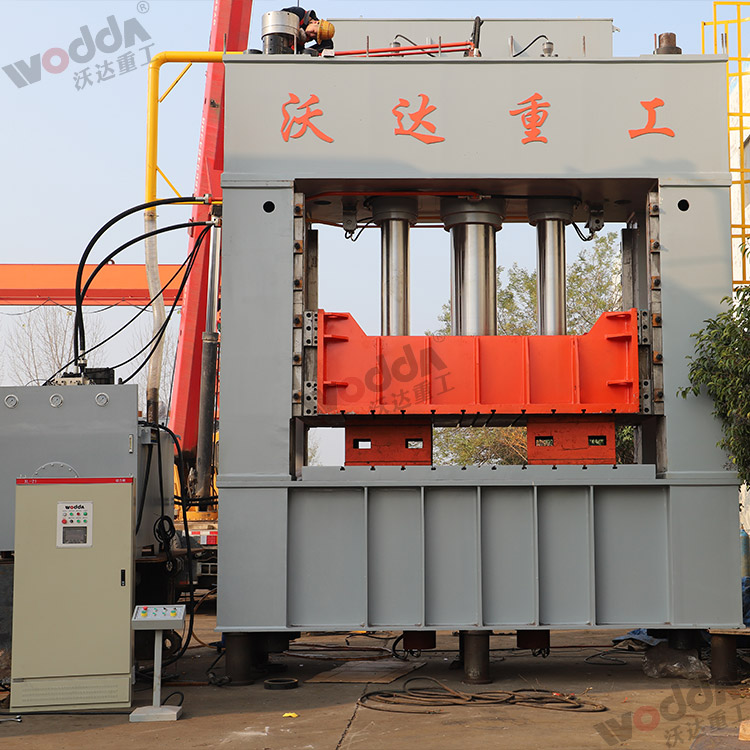 1000噸框(kuàng)架液壓機(jī) 1000噸框架液(yè)壓機