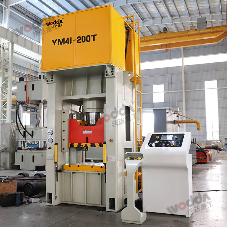 200噸框架(jia)式液壓機(圖3).jpg 200噸(dūn)框架式液壓機(ji)(圖3).jpg