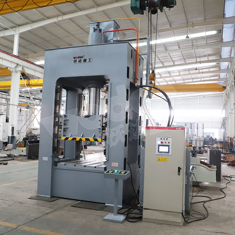 250噸框架式拉伸(shēn)液壓機(圖3) 250噸框(kuang)架式拉伸液壓(ya)機(圖3)