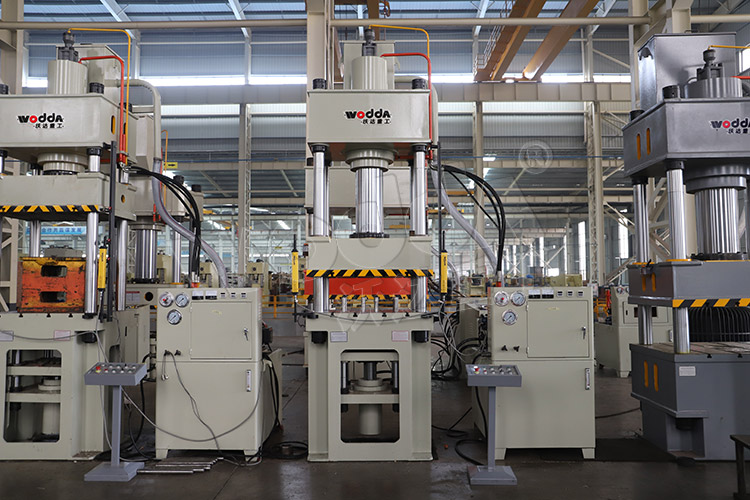 150噸拉伸機(ji) 150噸拉伸機(ji)