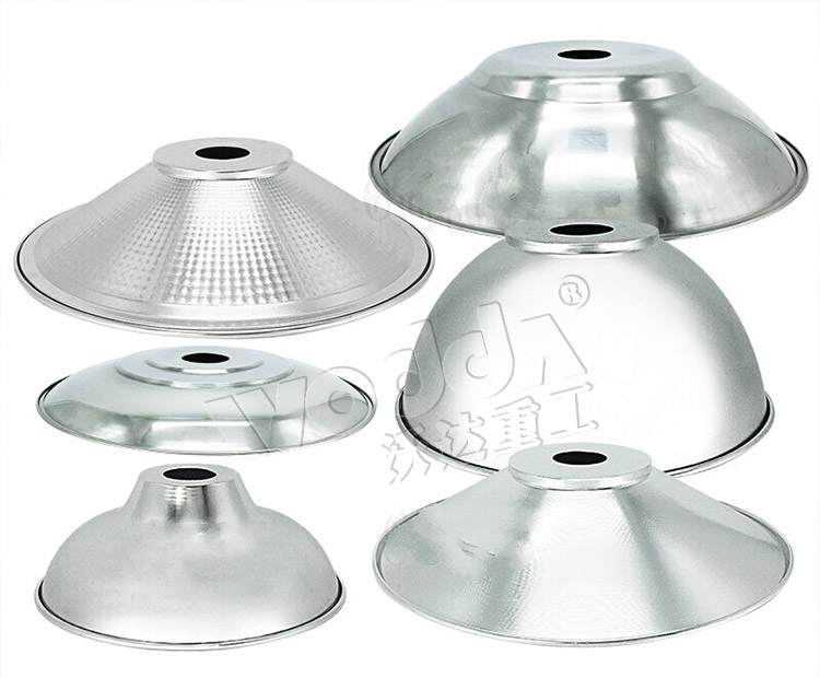 不鏽鋼(gang)燈罩拉伸(shēn)件 不鏽鋼(gang)燈罩拉伸(shēn)件