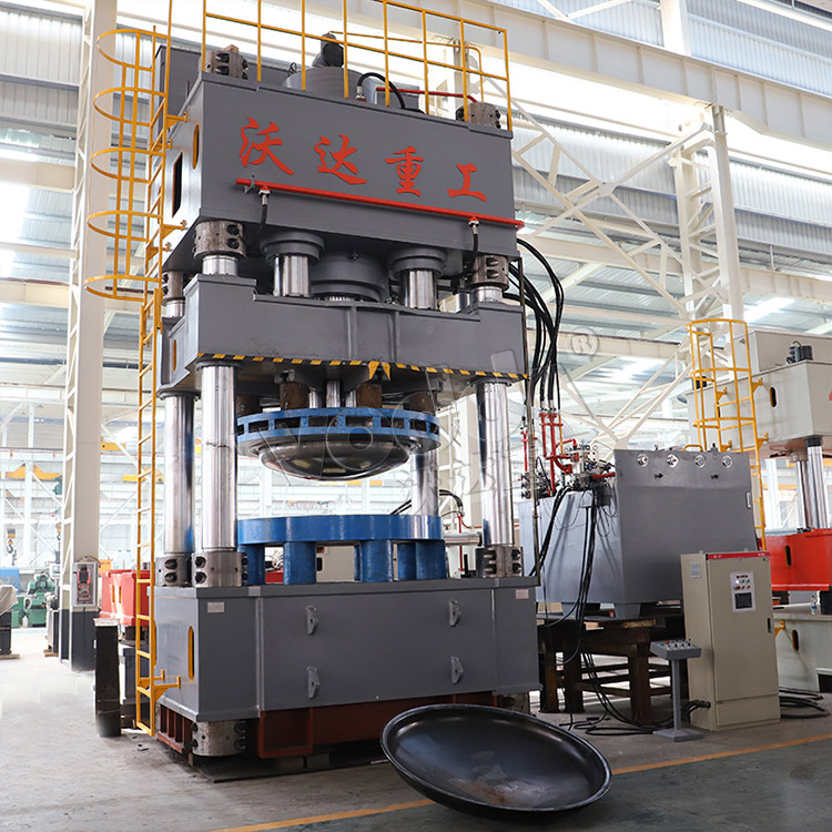 3000噸(dun)封頭液(ye)壓機 3000噸(dūn)封頭液(ye)壓機