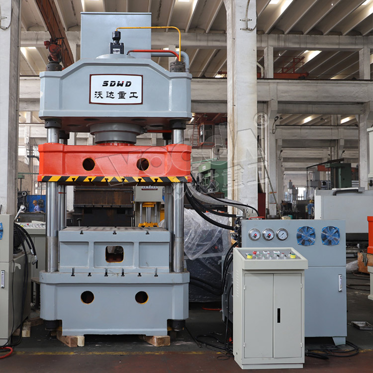 蛋糕托(tuo)盤拉伸(shēn)液壓機(ji) 蛋糕托(tuo)盤拉伸(shēn)液壓機(ji)