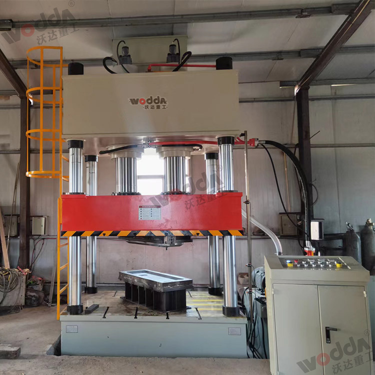 400噸金(jin)屬沖壓拉伸壓型(xing)液壓機 400噸金屬沖(chong)壓拉伸壓型液壓(yā)機