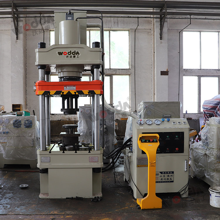 200噸金(jin)屬托盤(pán)拉伸液(ye)壓機 200噸(dun)金屬托(tuō)盤拉伸(shen)液壓機(ji)