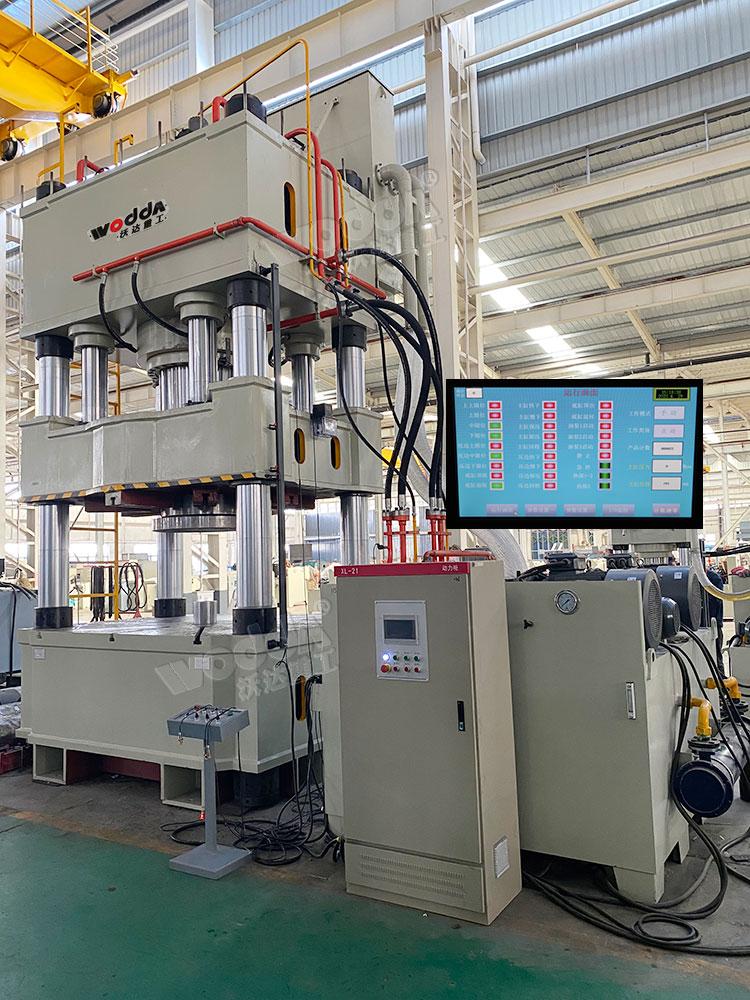 1750噸封頭(tou)液壓機(jī) 1750噸封頭(tóu)液壓機(ji)