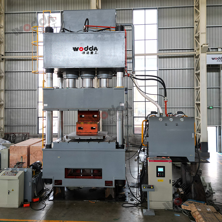 1500噸(dūn)四柱拉伸液壓機(ji) 1500噸四柱拉伸液壓(yā)機