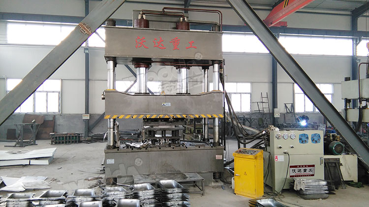 不鏽(xiù)鋼水槽拉(lā)伸液壓機(ji) 不鏽鋼水(shuǐ)槽拉伸液(yè)壓機