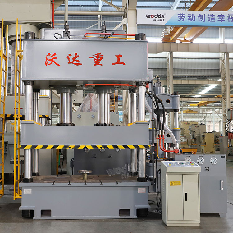 315噸(dun)拉伸液(ye)壓機 315噸(dūn)拉伸液(ye)壓機